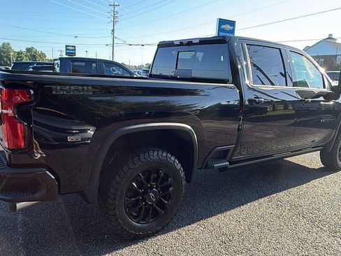 New 2026 Chevrolet Silverado 2500 LTZ w/ Trail Boss Package AWD/4WD image 9