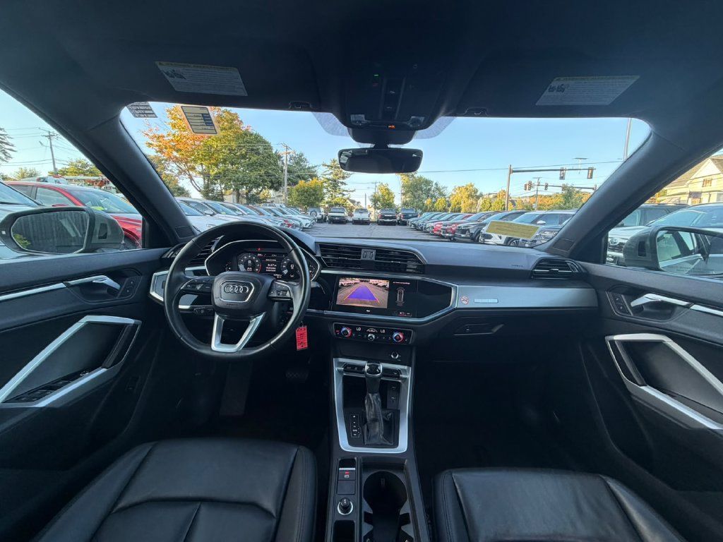 Used 2025 Audi Q3 2.0T Premium AWD/4WD image 16