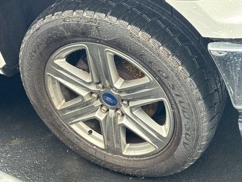 Used 2022 RAM 1500 Laramie AWD/4WD image 9