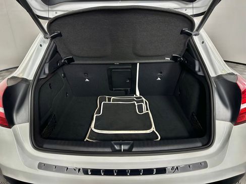 Used 2019 Mercedes-Benz GLA 250 4MATIC w/ Premium Package image 25
