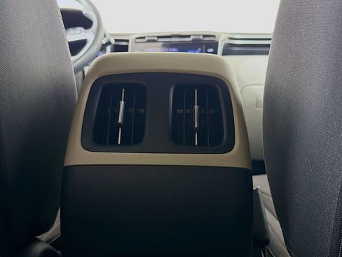 Used 2024 Hyundai Tucson SEL FWD image 24
