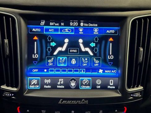 Used 2019 Maserati Levante S GranLusso AWD/4WD image 31