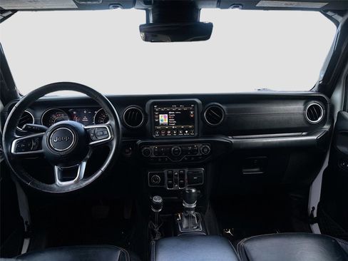 Used 2019 Jeep Wrangler Unlimited Sahara image 24