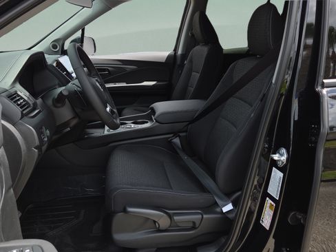 New 2026 Honda Ridgeline Sport image 9