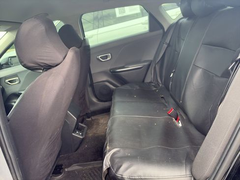 Used 2025 Kia K4 FWD image 11