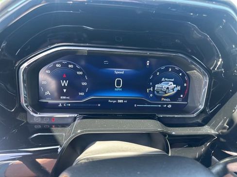 Used 2025 Chevrolet Silverado 3500 High Country w/ High Country Premium Package AWD/4WD image 19