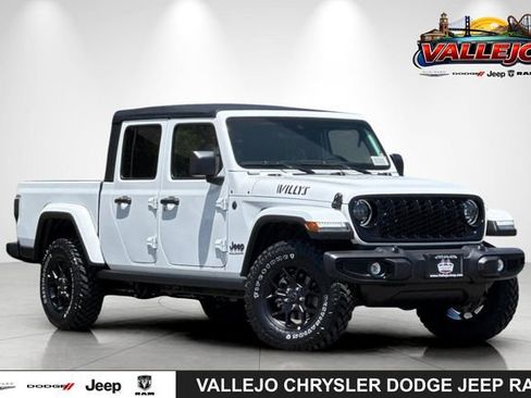 New 2025 Jeep Gladiator Sport AWD/4WD image 1