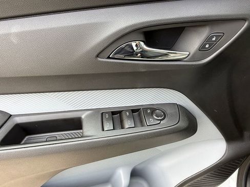 New 2027 Chevrolet Bolt LT w/ Comfort Package FWD image 11