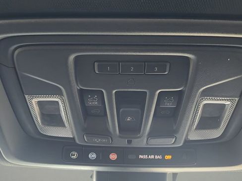 Used 2022 GMC Sierra 1500 AT4 w/ AT4 Premium Package image 42