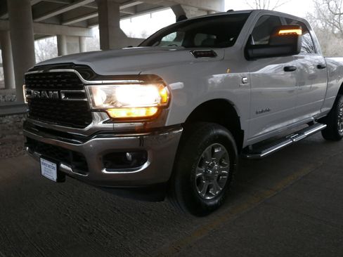 Used 2024 RAM 2500 Big Horn image 24