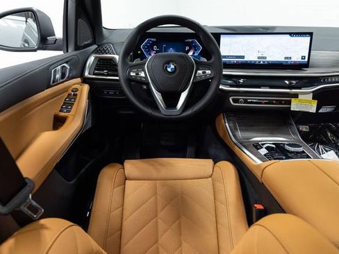 New 2026 BMW X5 xDrive40i w/ Premium Package AWD/4WD image 4