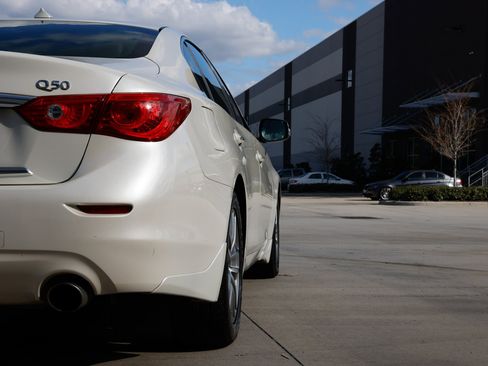 Used 2016 INFINITI Q50 Premium w/ 2.0T Premium Plus Package image 45