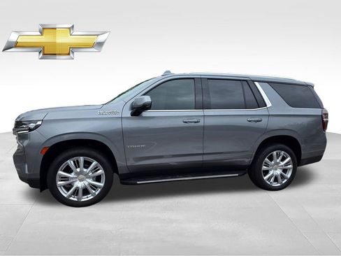 Used 2021 Chevrolet Tahoe High Country AWD/4WD image 3