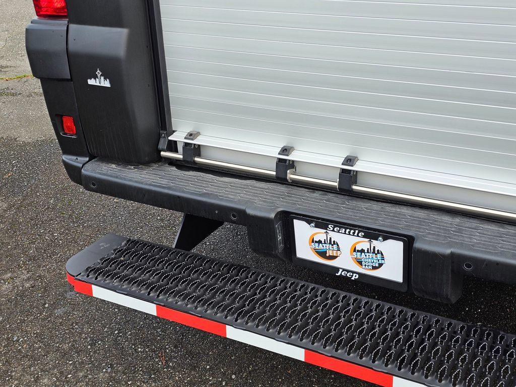 New 2024 RAM ProMaster 3500 w/ Delivery Van Package FWD image 14