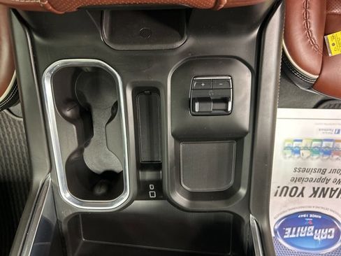 Used 2025 GMC Sierra 3500 Denali Ultimate image 25