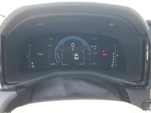 Used 2025 Toyota Camry LE w/ Convenience Package FWD image 22