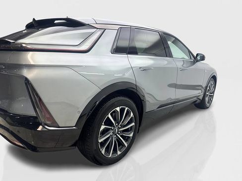 Used 2024 Cadillac Lyriq Sport w/ LPO, Floor Liner Package AWD/4WD image 13