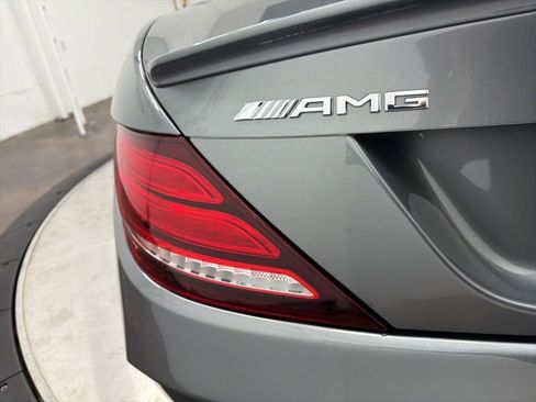 Used 2019 Mercedes-Benz SLC 43 AMG image 12