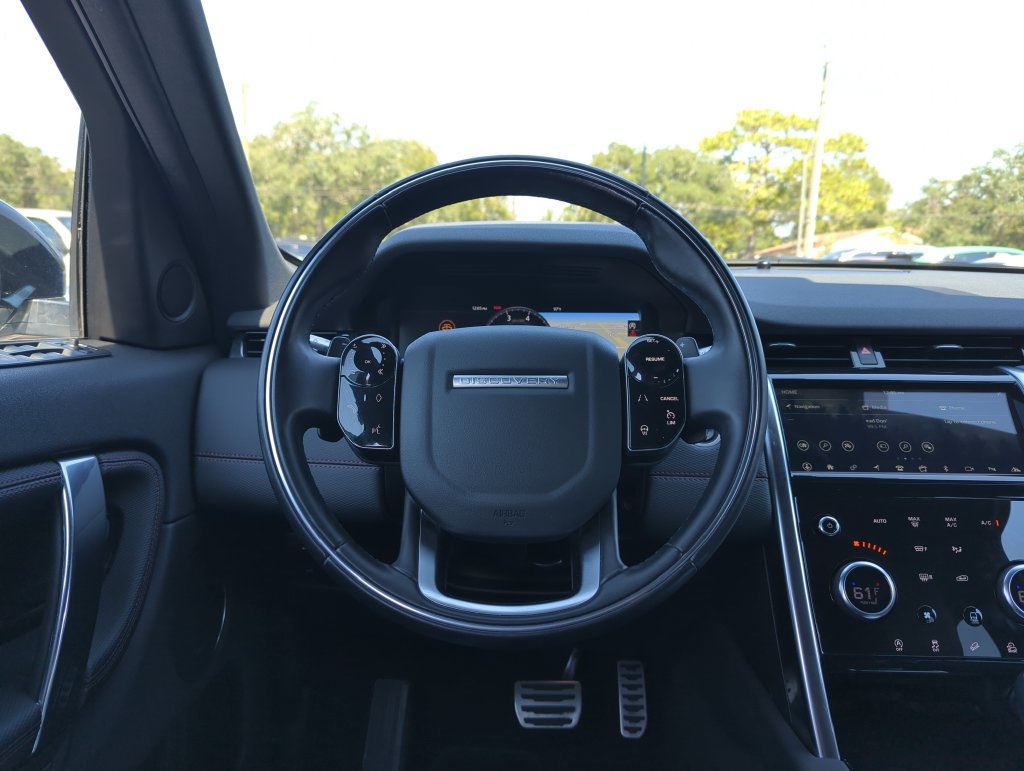 Used 2020 Land Rover Discovery Sport SE R-Dynamic AWD/4WD image 17