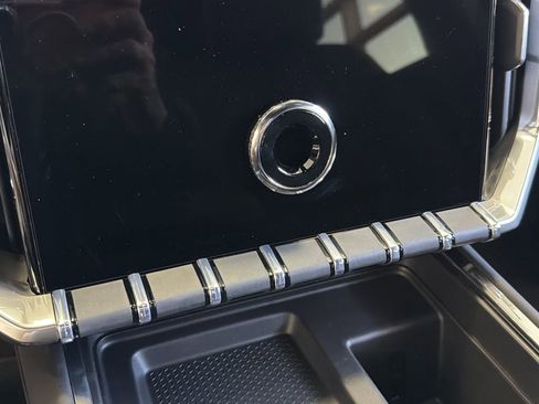 New 2026 GMC Acadia Elevation image 29