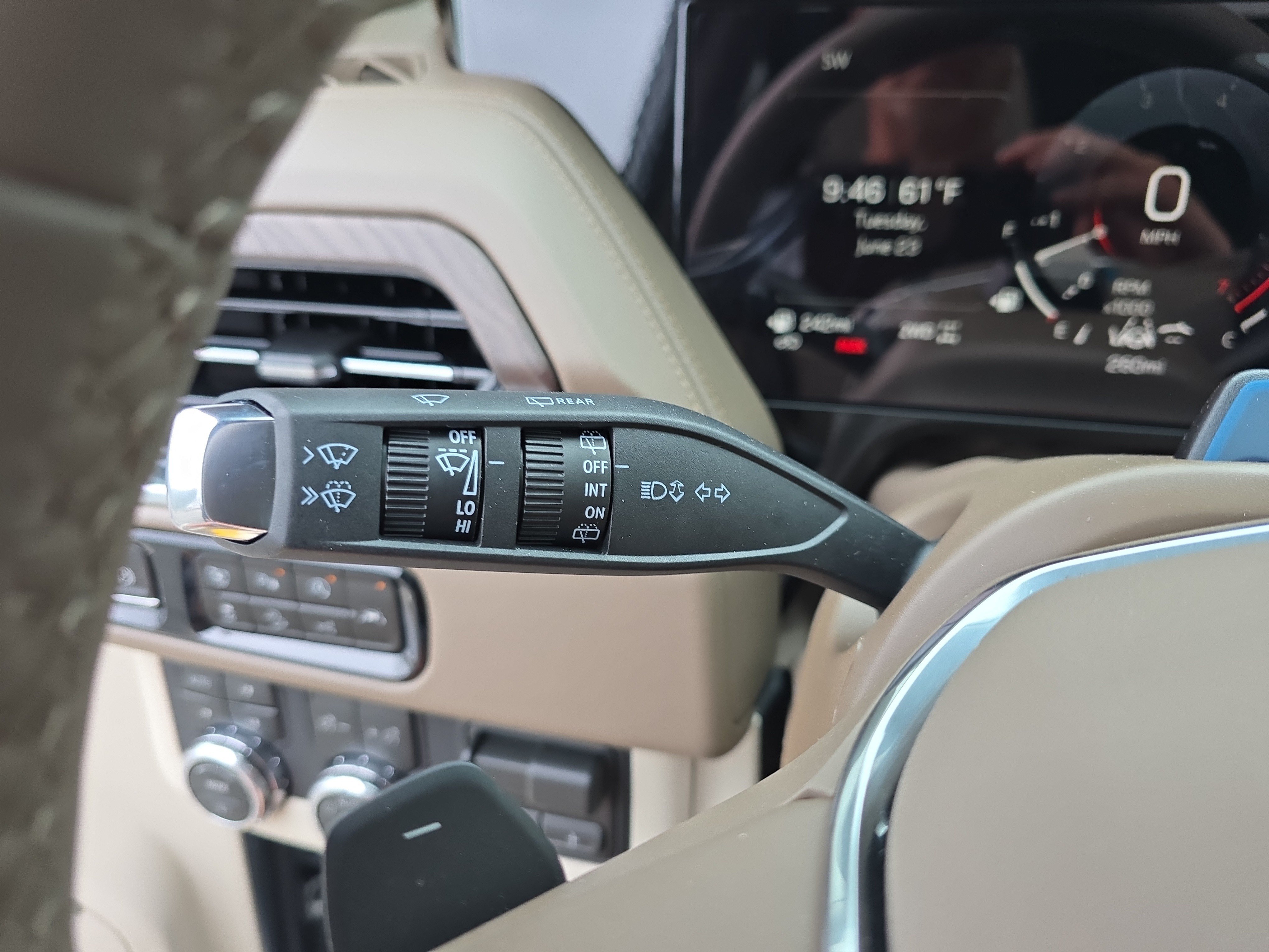 New 2026 GMC Yukon Denali w/ Denali Reserve Package AWD/4WD image 30