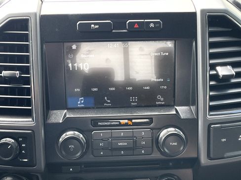 Used 2017 Ford F150 XLT w/ Equipment Group 302A Luxury AWD/4WD image 15
