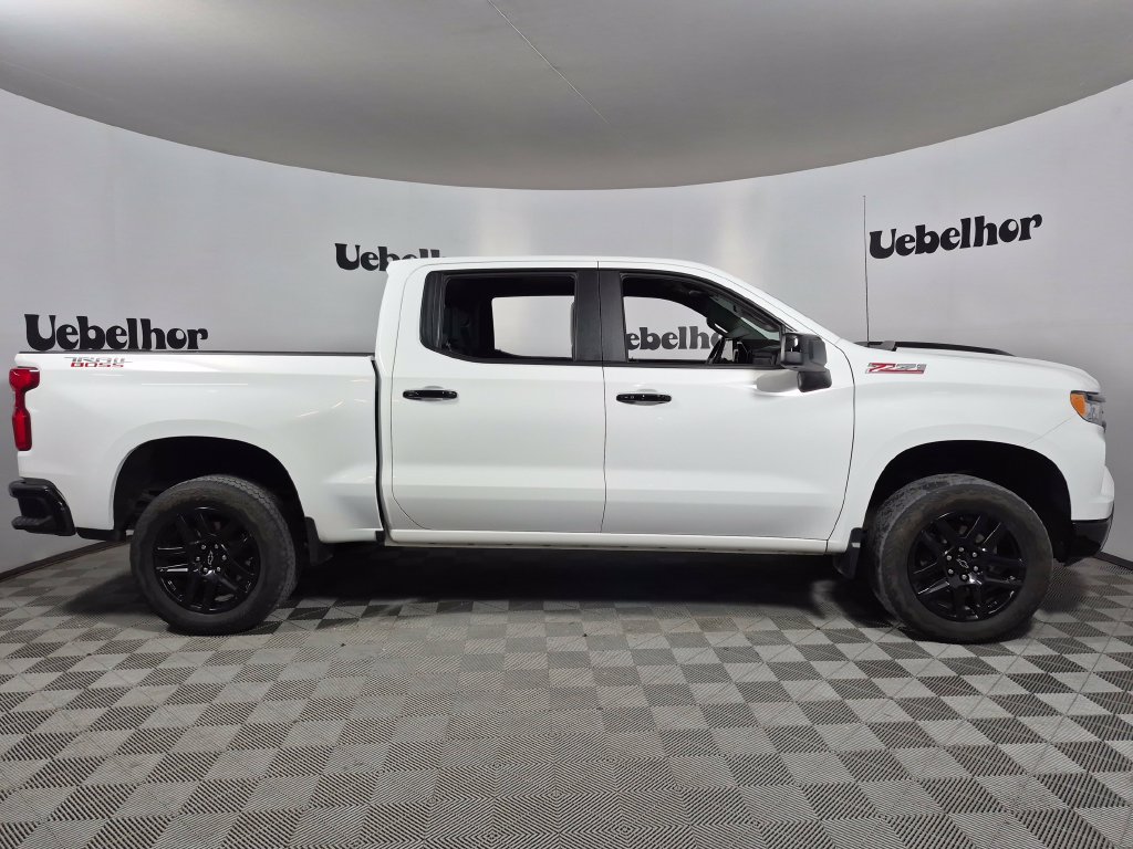 Used 2025 Chevrolet Silverado 1500 LT Trail Boss w/ Convenience Package II AWD/4WD image 8