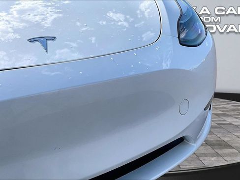 Used 2023 Tesla Model Y Long Range AWD/4WD image 20