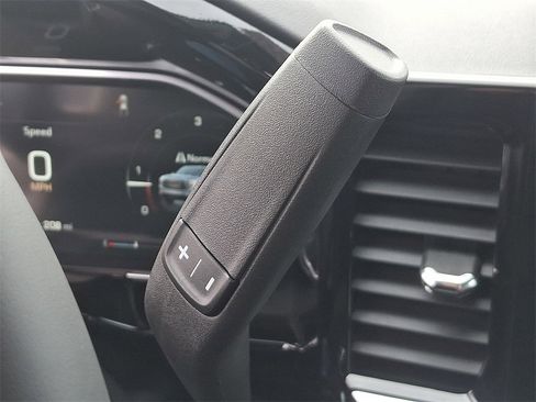 New 2026 GMC Sierra 1500 Elevation image 7