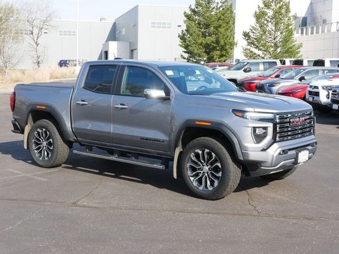 Used 2023 GMC Canyon Denali AWD/4WD image 2