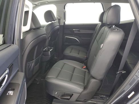 Used 2024 Kia Telluride SX FWD image 13
