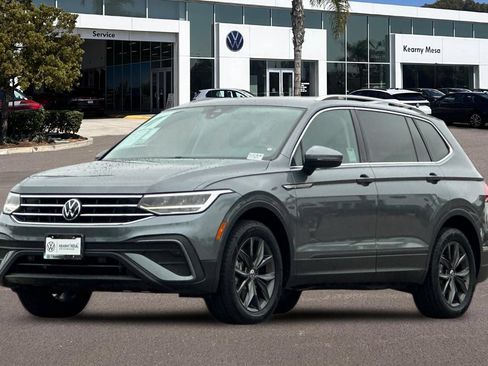 Used 2023 Volkswagen Tiguan SE FWD image 8