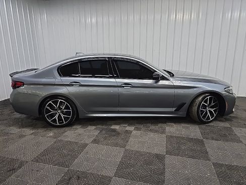 Used 2021 BMW M550i xDrive w/ Executive Package AWD/4WD image 2