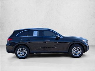 Used 2023 Mercedes-Benz GLC 300 4MATIC video 3