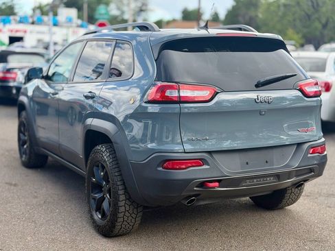Used 2014 Jeep Cherokee Trailhawk w/ Comfort/Convenience Group AWD/4WD image 3