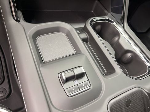 New 2026 GMC Sierra 2500 AT4X AWD/4WD image 17