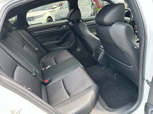 Used 2019 Honda Accord Sport image 15