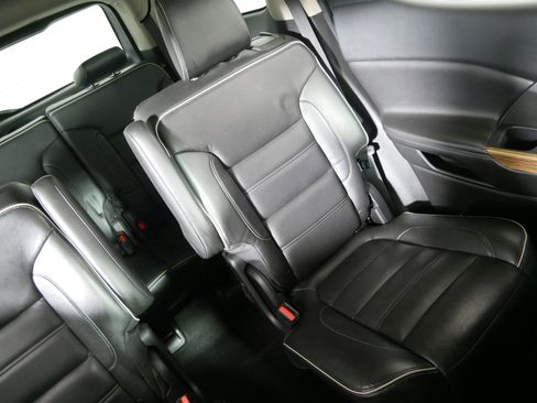 Used 2017 GMC Acadia Denali image 14