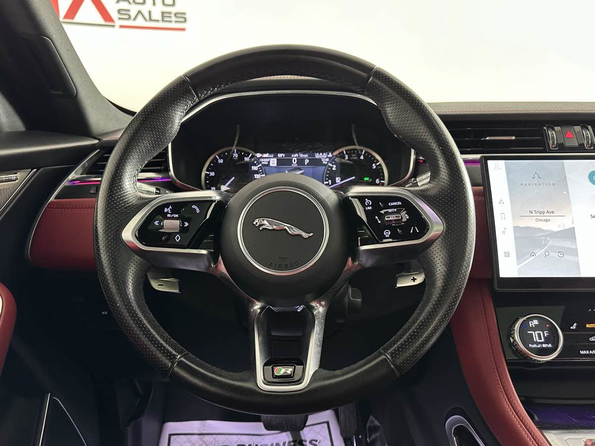 Used 2023 Jaguar F-PACE R-Dynamic S AWD/4WD image 29