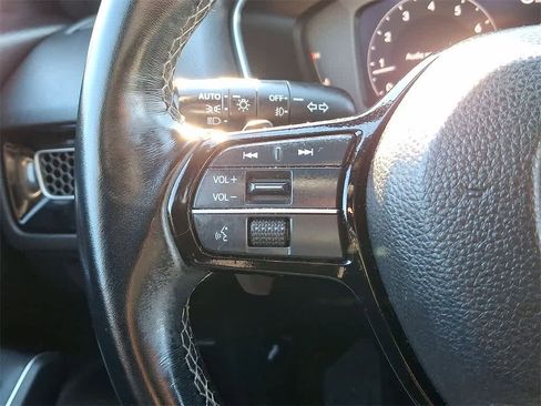 Certified 2022 Honda Civic Sport Touring image 16