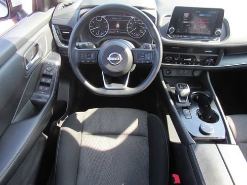 Used 2024 Nissan Rogue SV AWD/4WD image 20