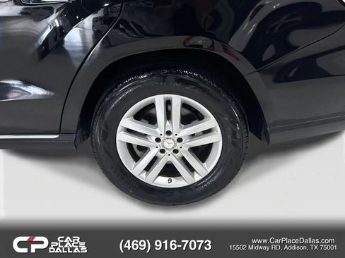 Used 2014 Mercedes-Benz GL 450 4MATIC image 40