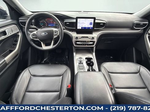 Used 2024 Ford Explorer XLT w/ Equipment Group 202A AWD/4WD image 14
