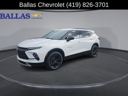 Certified 2023 Chevrolet Blazer LT w/ Convenience Package image 4
