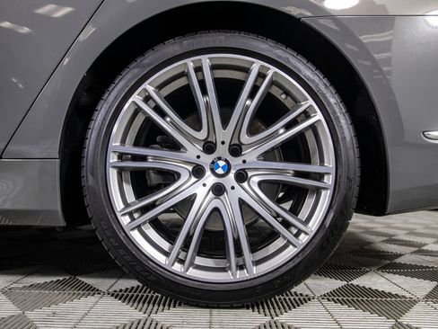 Used 2022 BMW 740i RWD image 40