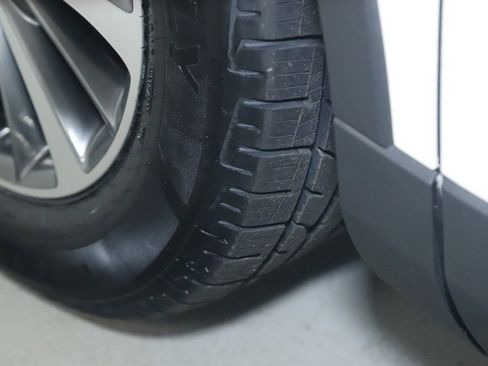 Certified 2023 Lincoln Nautilus Reserve image 37