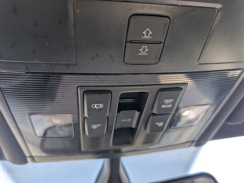 Used 2019 Volkswagen Tiguan SEL R-Line image 23