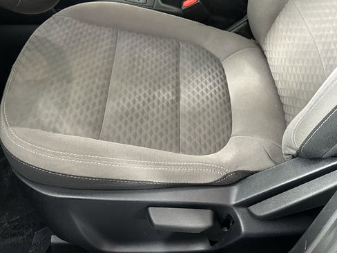 Used 2022 Ford Escape SE w/ Cold Weather Package FWD image 12