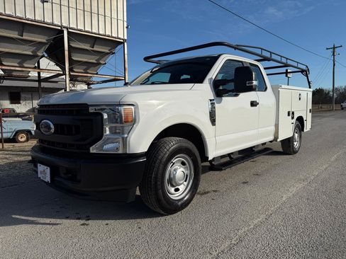 Used 2020 Ford F350 XL w/ Power Equipment Group image 1