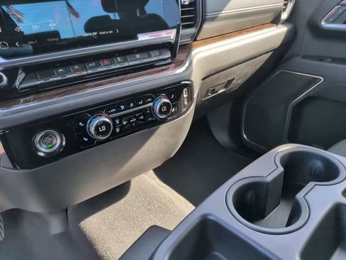 Certified 2023 GMC Sierra 1500 Elevation AWD/4WD image 24